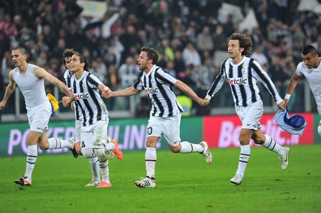 Juventus_celebrates_inter_medium