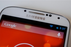Google-play-edition-gs4-one-theverge-33_300