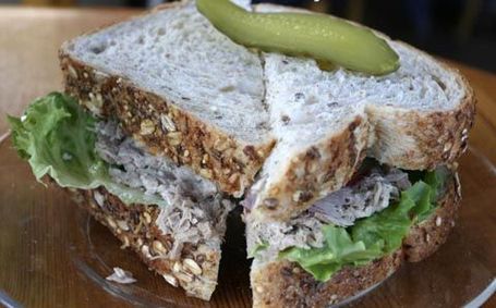 Tunafish-sandwich_medium