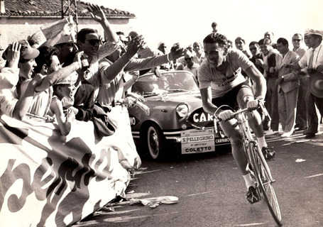 1958 - Tino Coletto in maglia rosa, during TT