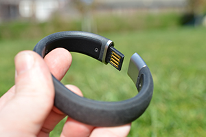  Nike_fuelband_review_inline_300